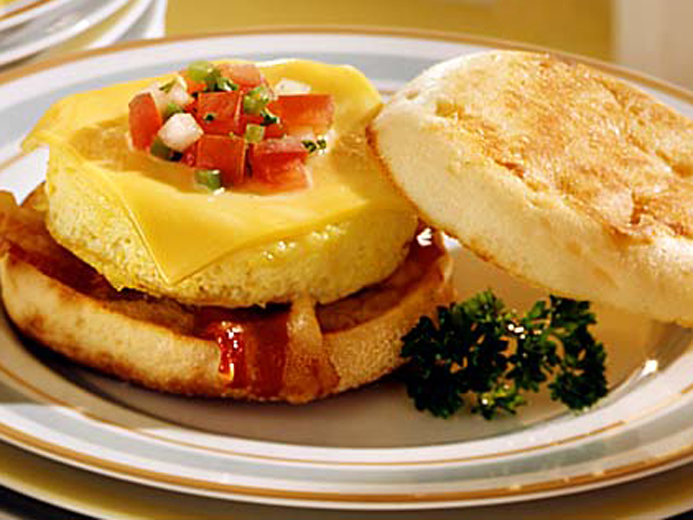 EGG, PICO, AND CHEESE ON BAYS