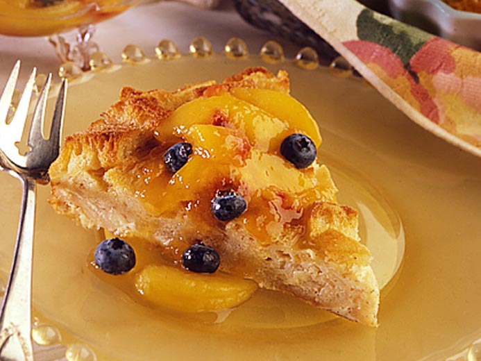 BAYS SLICED AND BAKED WITH PEACHES AND BLUEBERRIES